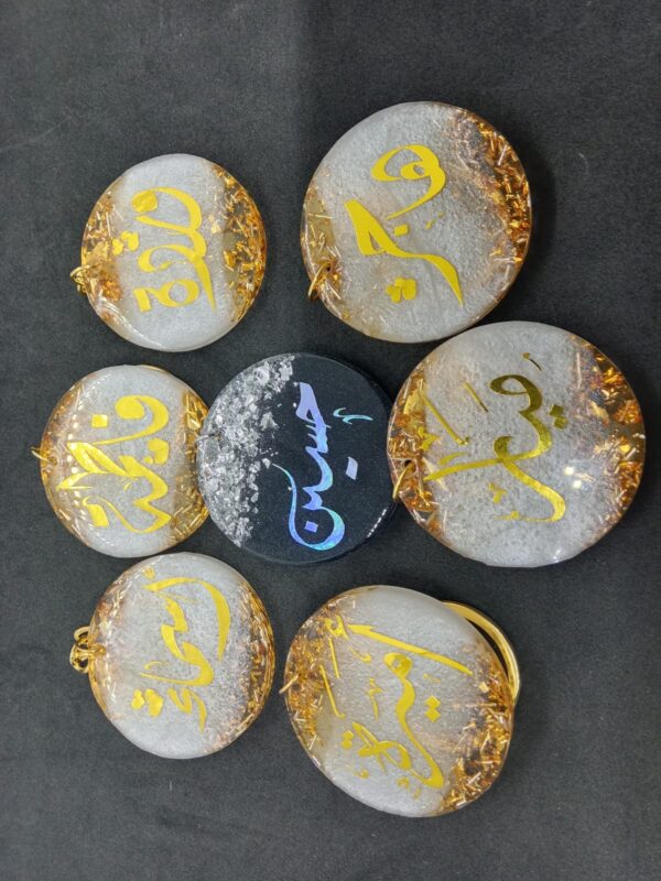 5cm Resin Circle Keychain – One-Sided Personalized Design - سلسلة مفاتيح دائرية من الريزين 5 سم – تصميم مخصص على جهة واحدة - Image 5