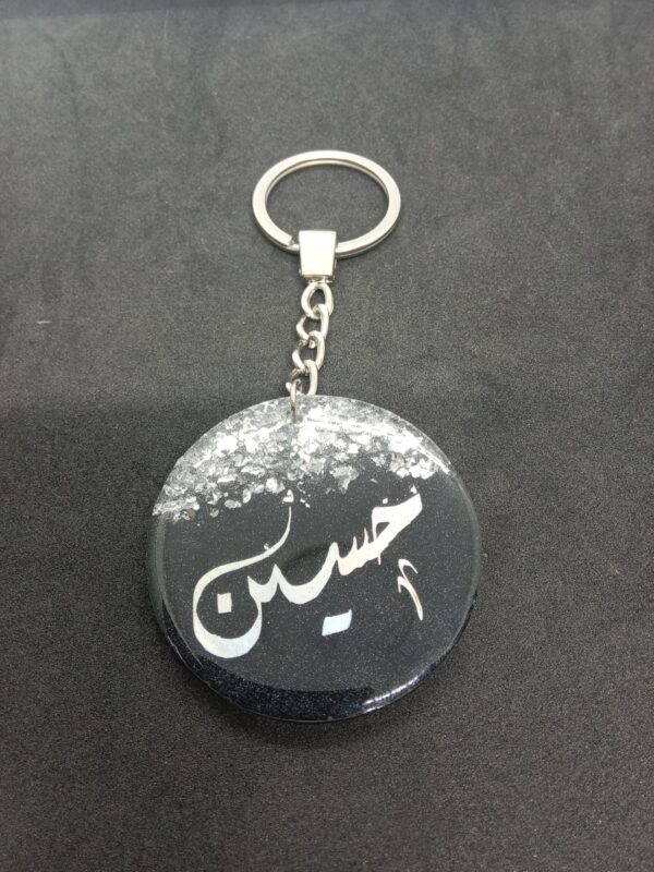5cm Resin Circle Keychain – One-Sided Personalized Design - سلسلة مفاتيح دائرية من الريزين 5 سم – تصميم مخصص على جهة واحدة - Image 6