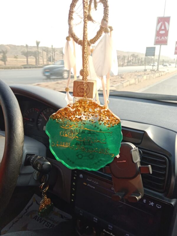 Resin Stylish Car Mirror Hanging Accessory – Personalized & Elegant - إكسسوار تعليق أنيق من الريزين لمرآة السيارة – تصميم مخصص وفاخر - Image 4